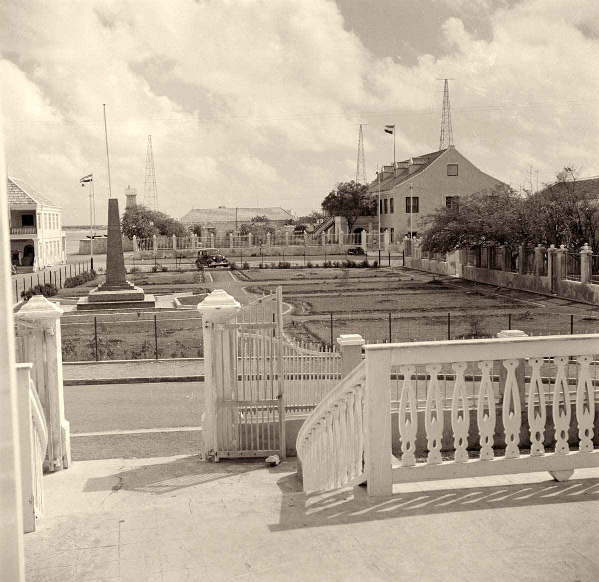 Kralendijk. View of Wilhelmina Square from the terrace of the government building, 1947