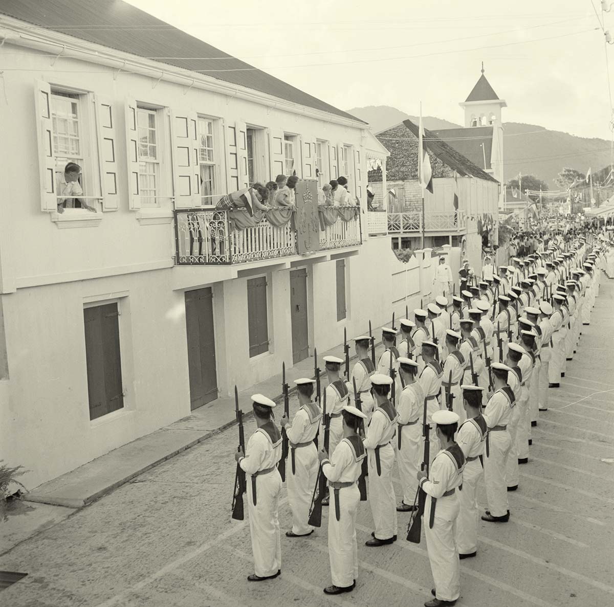 Philipsburg. Royal couple on their way to the lieutenant governor's house, 1955