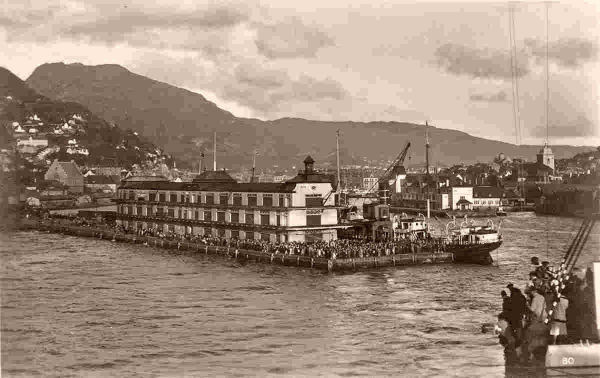 Bergen. Panorama of harbour