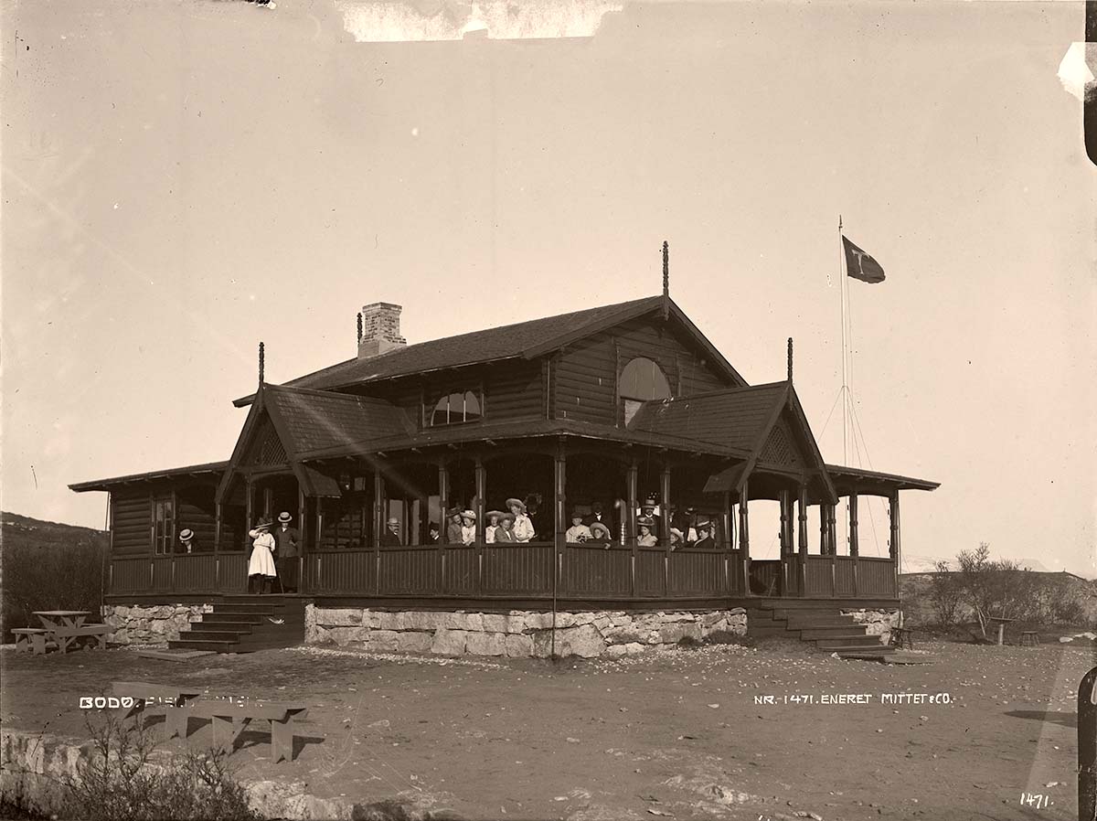 Bodø. Old tourist lodge, between 1900 and 1950