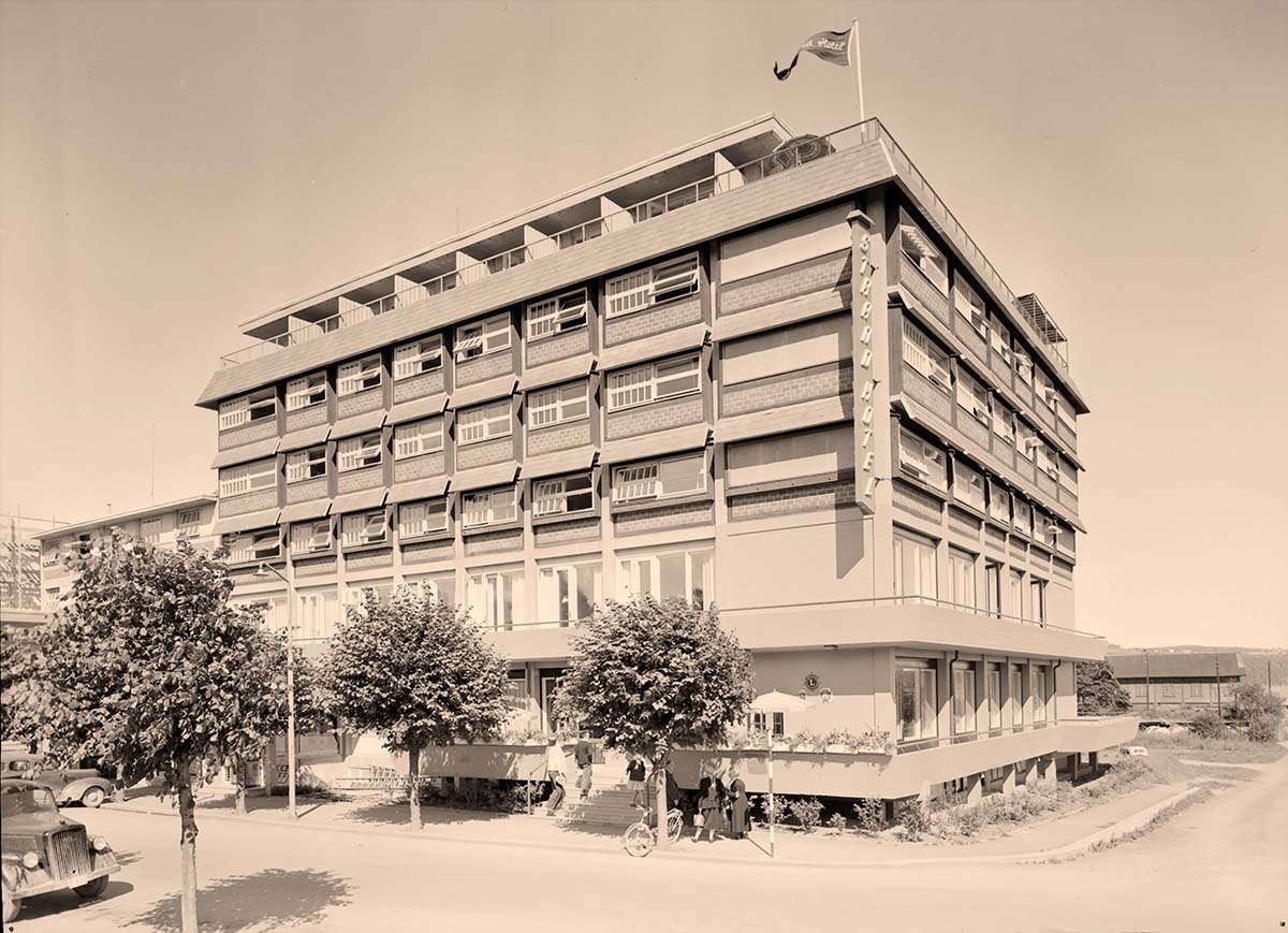 Gjøvik. Strand hotel, 1954