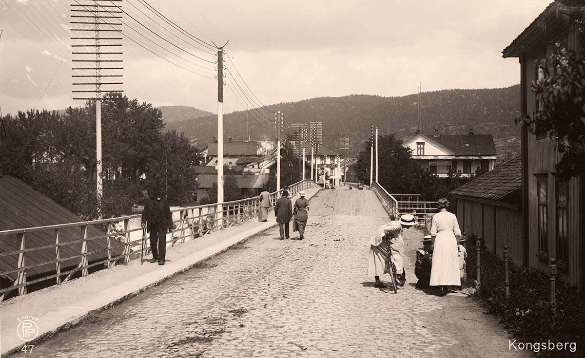 Kongsberg. By center - bridge
