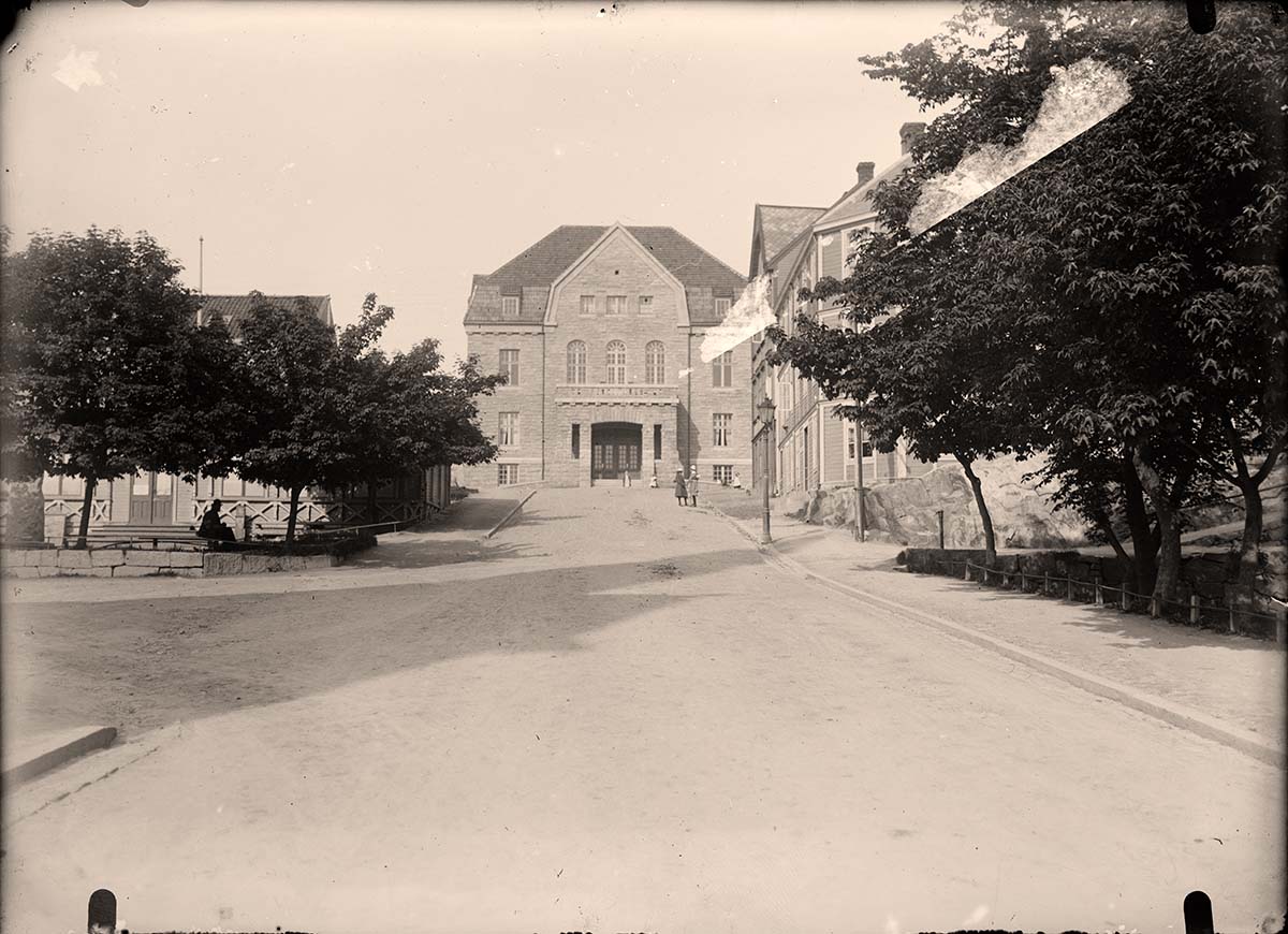 Kristiansund. Panorama of city street, between 1900 and 1940