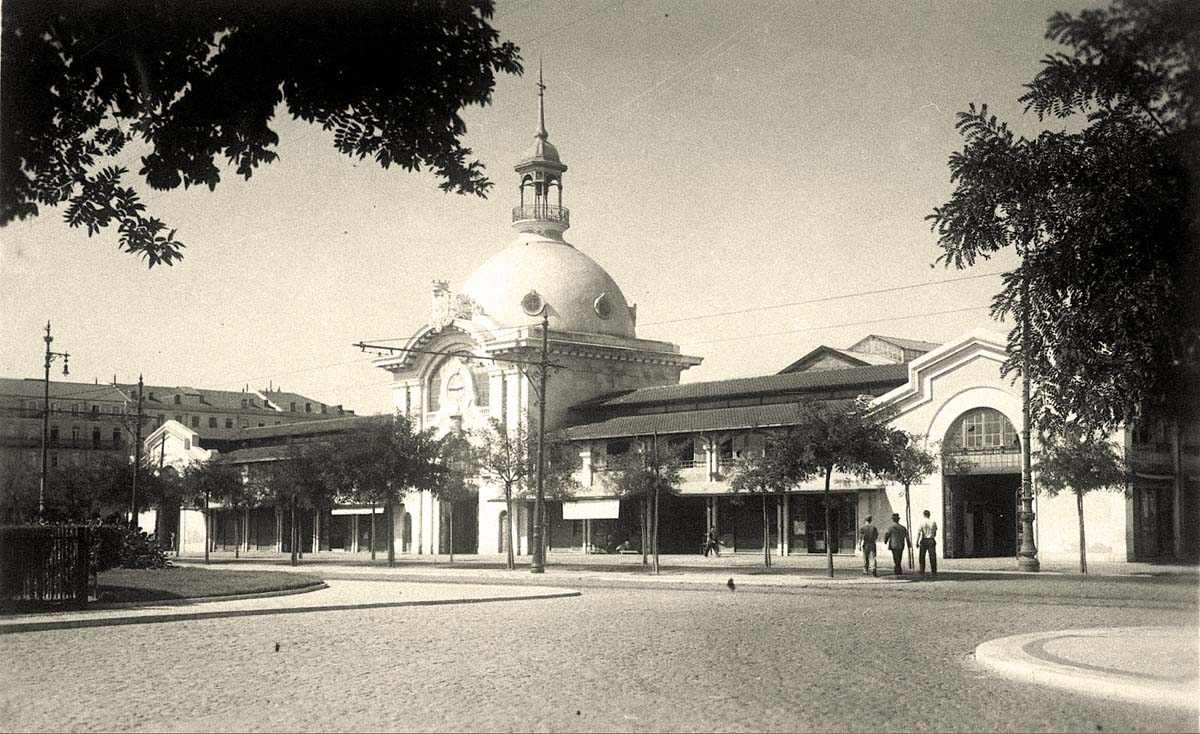 Lisbon. Time Out Market - Mercado da Ribeira on July 24 Avenue, 1930