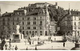 Ljubljana. Stritarjeva Street, Monument of Prešeren