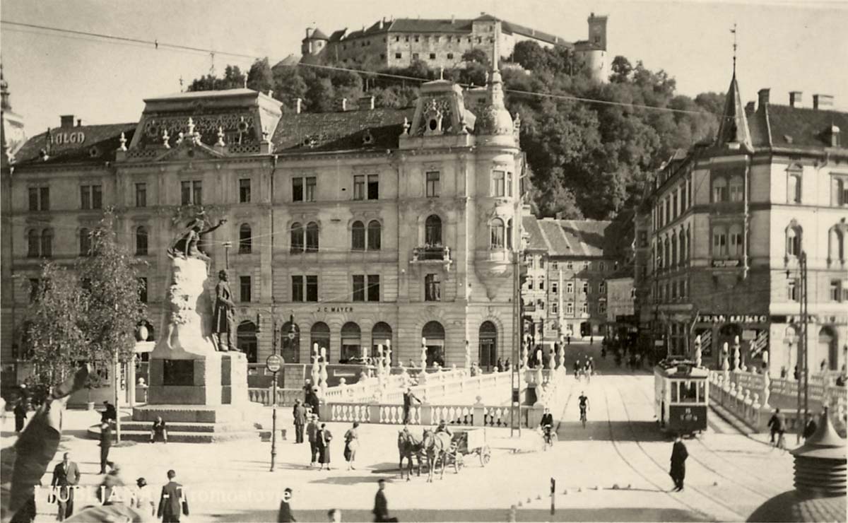 Ljubljana. Stritarjeva Street, Monument of Prešeren