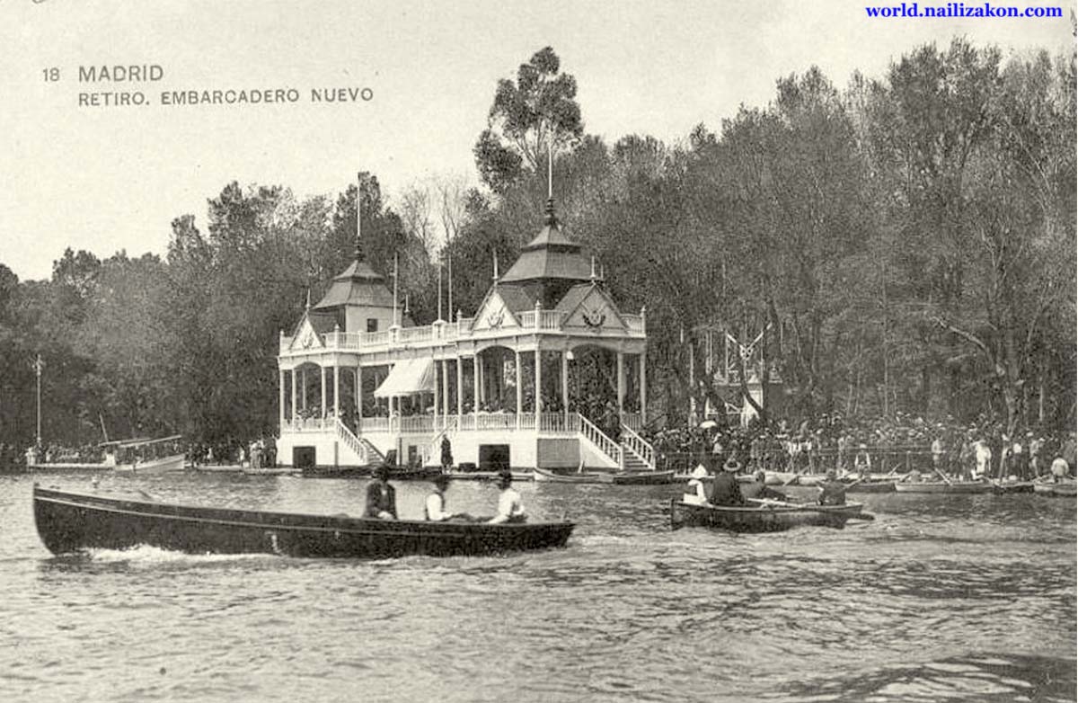 Madrid. Retiro. Embarcadero nuevo - New pier