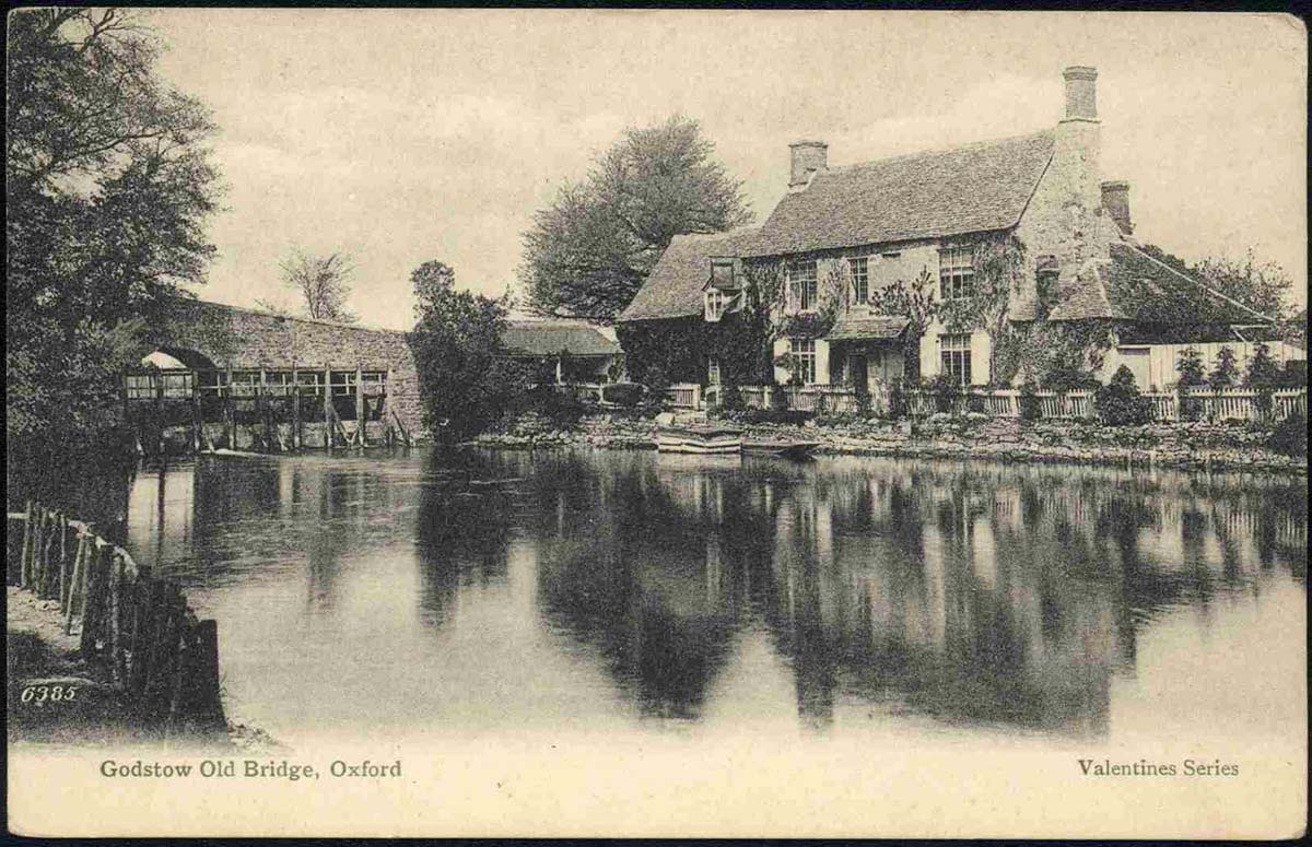 Oxford. Godstow Old Bridge