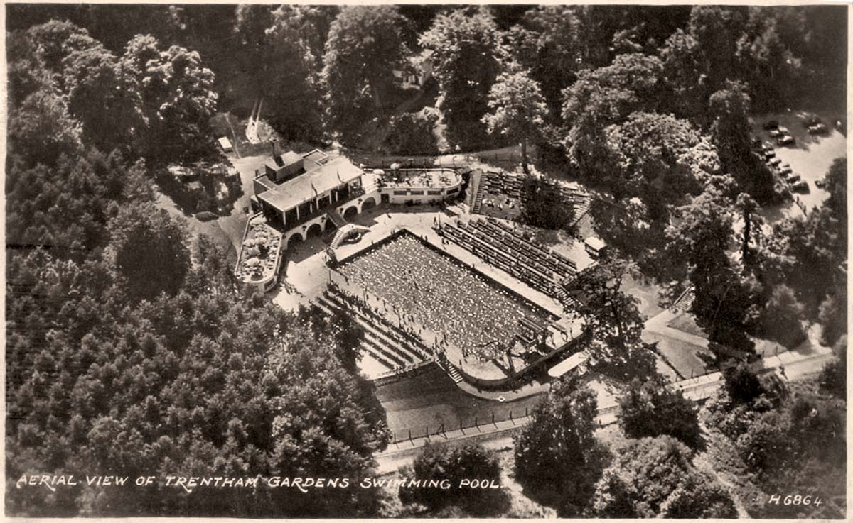 Stoke-on-Trent. Trentham Gardens, Swimming Pool