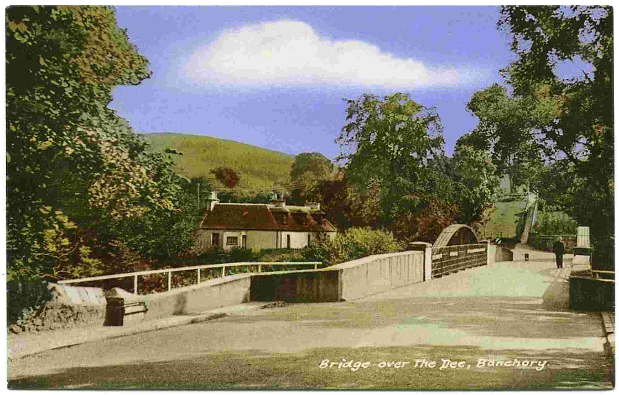 Banchory. Bridge over the Dee