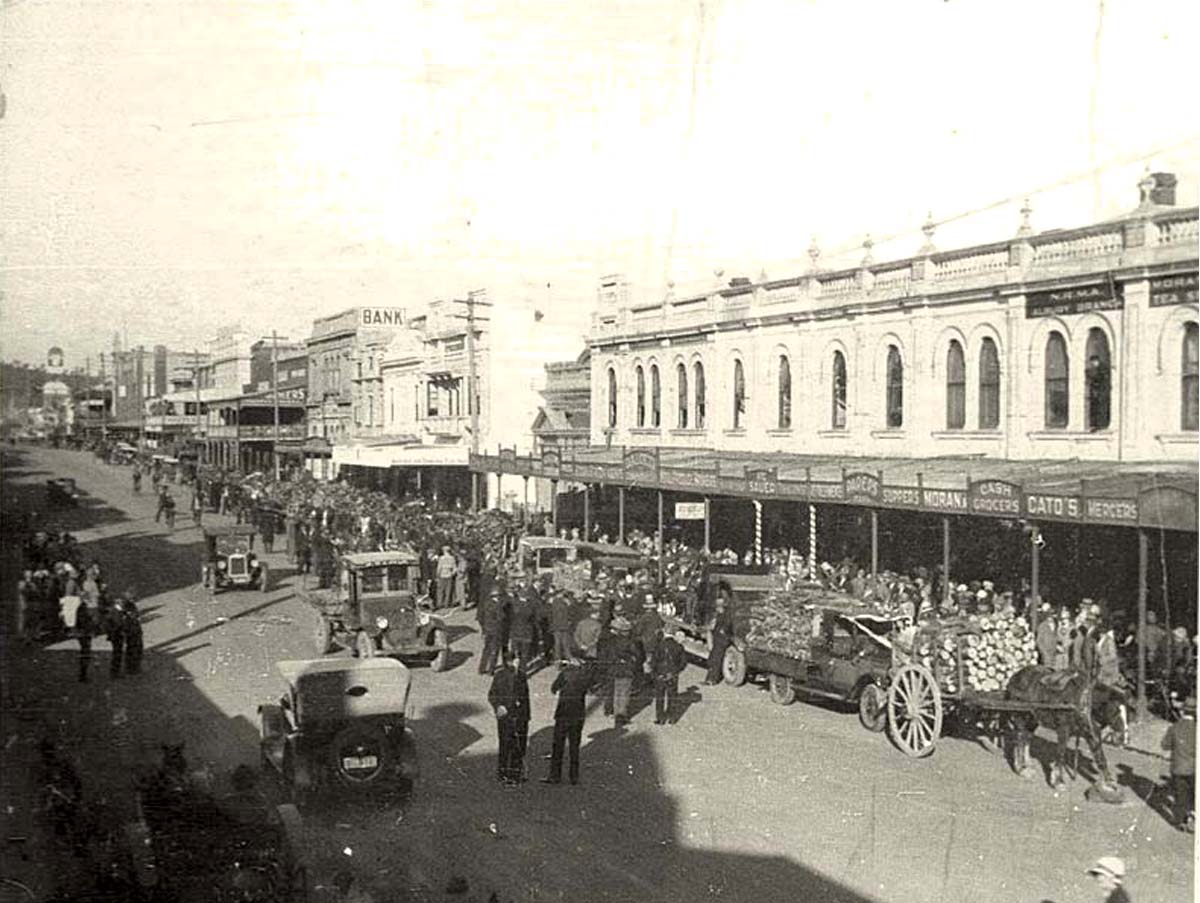 Albury. Lavington Day March, Dean Street, 1928