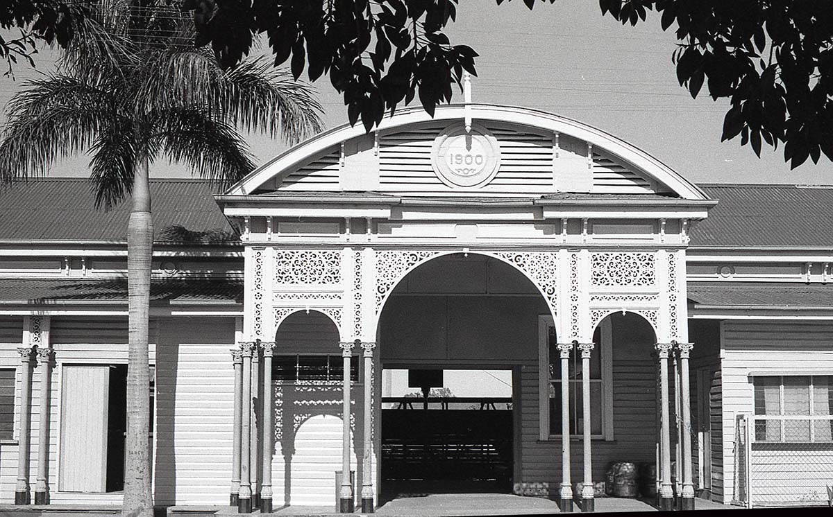 Emerald. Railway Station, open in 1900, 1975