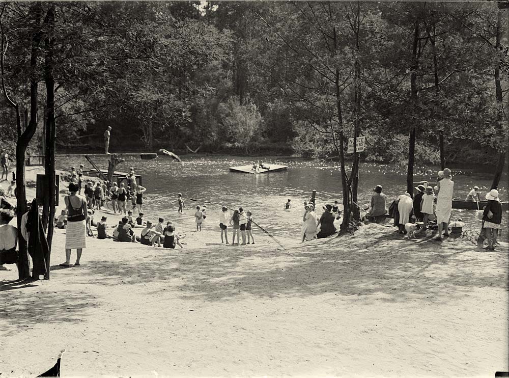 Latrobe (La Trobe). People swimming at Latrobe River, circa 1920-30's