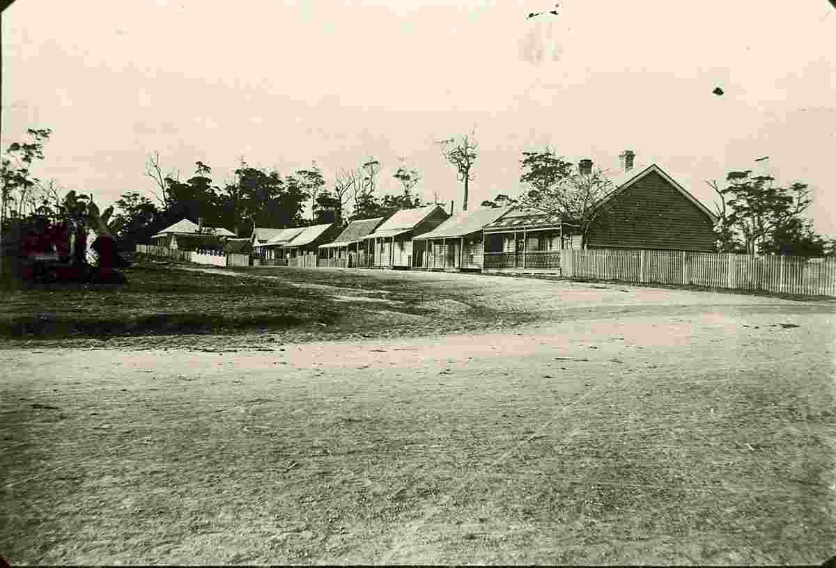 Lake Macquarie. Charlestown - Smith Street