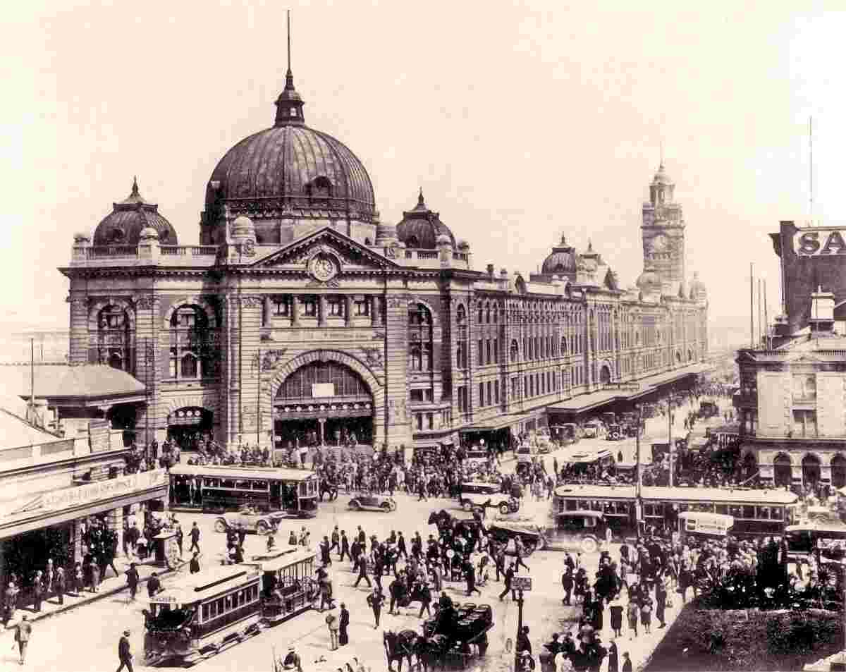 Melbourne. Flinders Street Railway Station, 1927