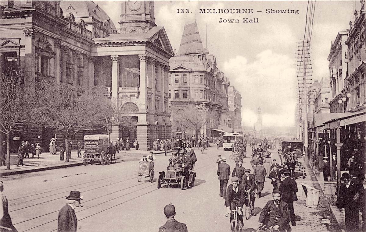 Melbourne. Panorama of Town Hall
