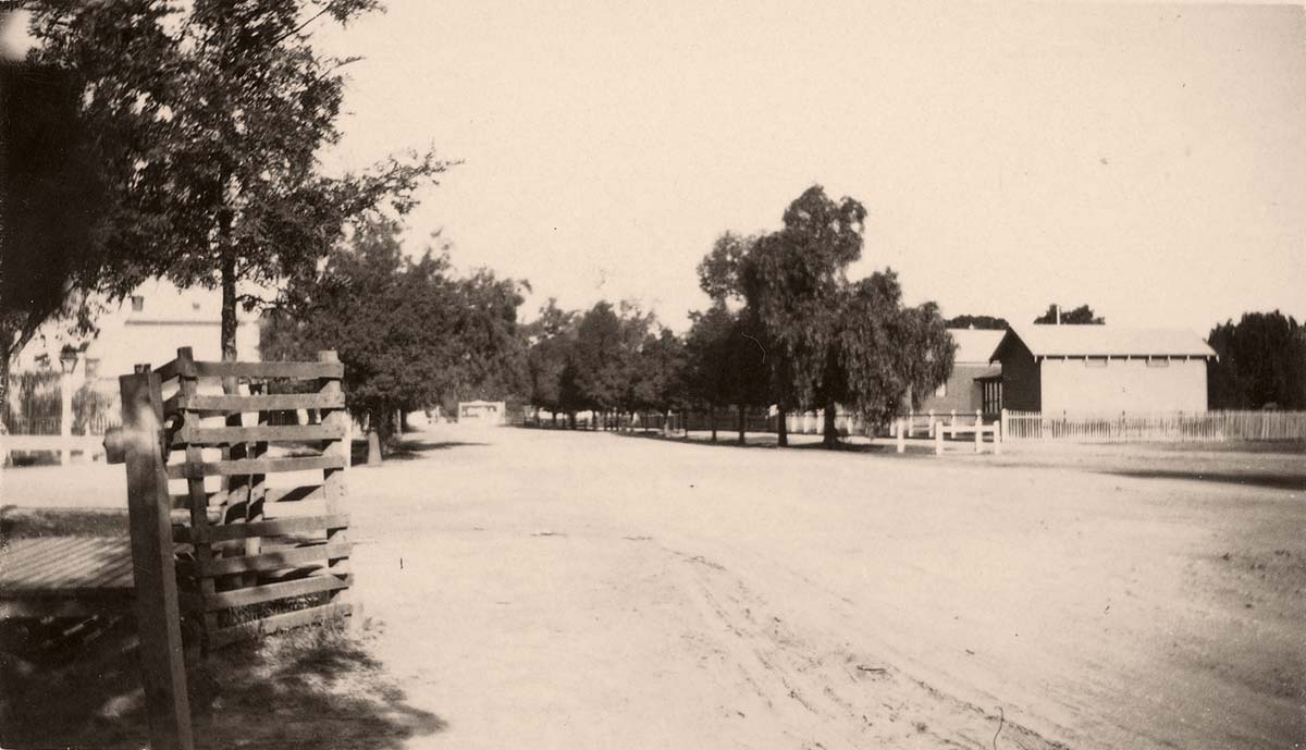 Moama. Main Street, 1930