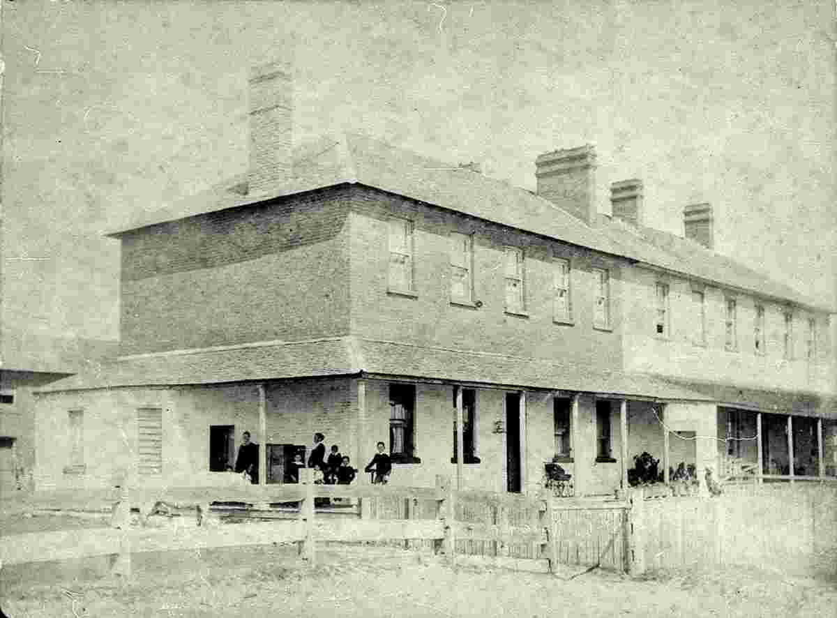 The Building of Port Macquarie