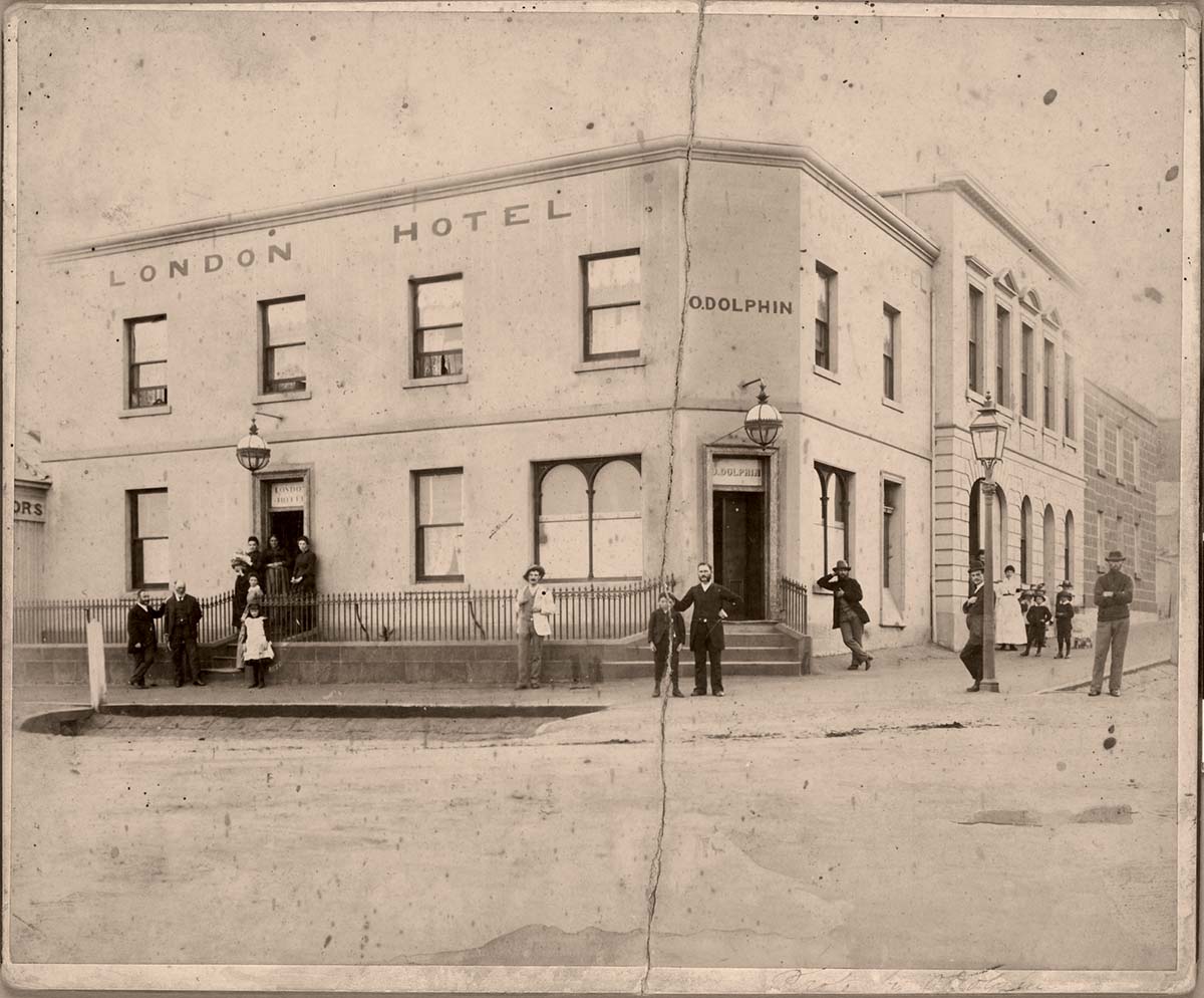 Portland. Julia Street, London Hotel, 1880