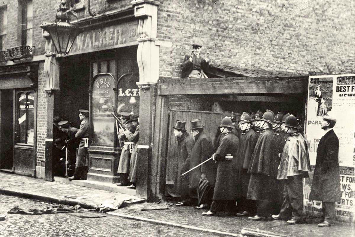 Sydney. The siege of Sidney Street