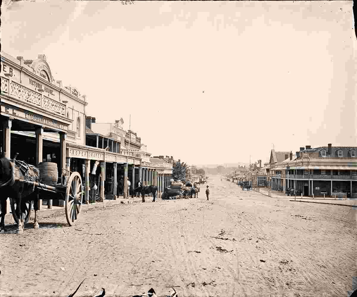 Wagga Wagga. Fitzmaurice Street, between 1870 and 1875