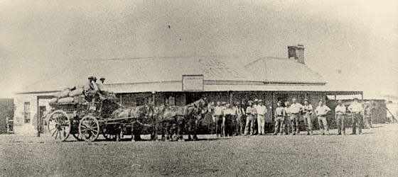 Wiluna. Club Hotel