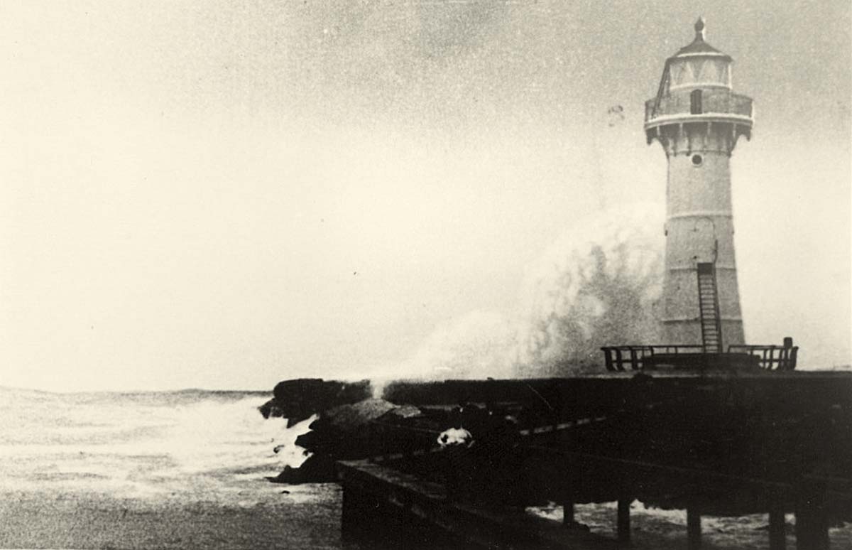 Wollongong. The Old Lighthouse