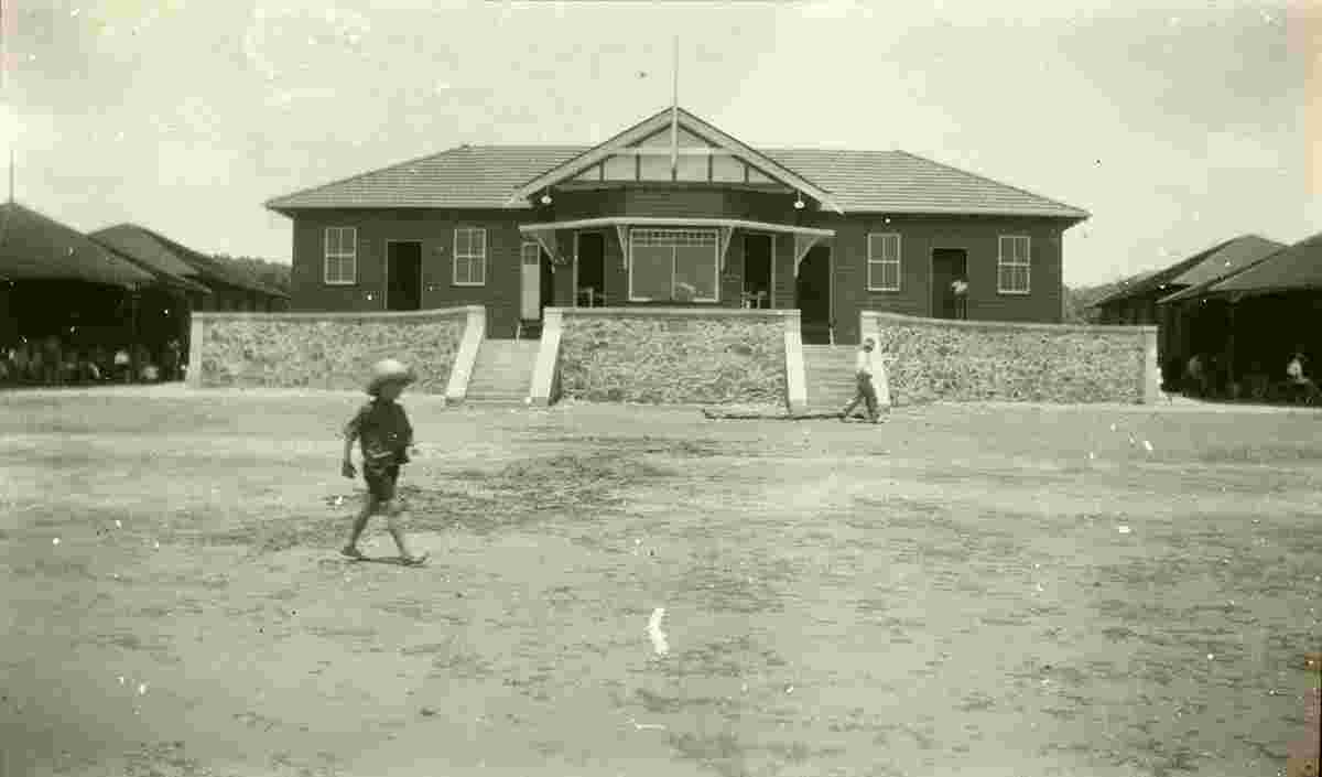 Yeppoon. Beach Cafe, 1946