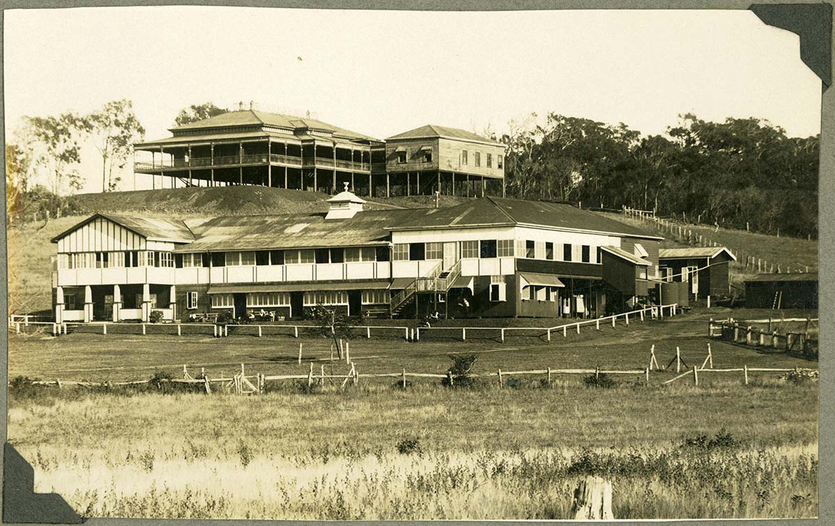 Yeppoon. Carlton House on the rise above St Faiths, 1929