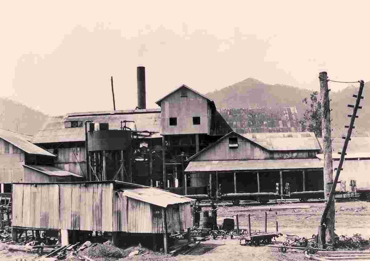 Yeppoon. Cattle Creek Sugar Mill, Finch Hatton