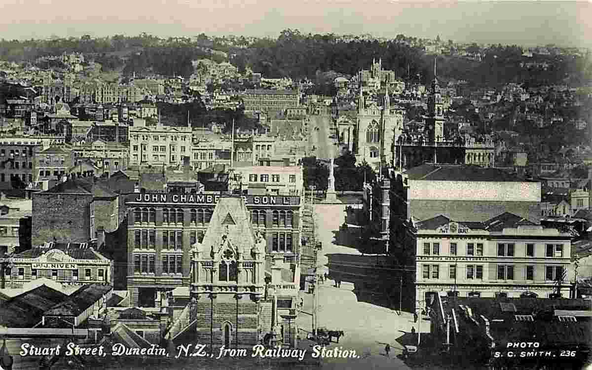 Dunedin. Stuart Street from Railway Station