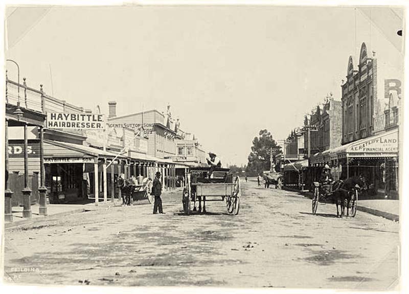 Feilding. Panorama of Street