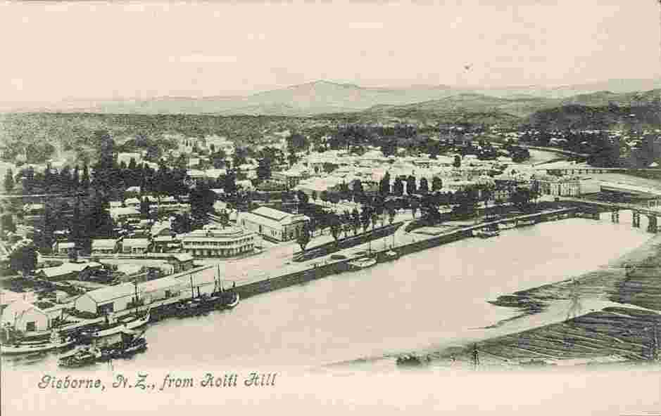View of Gisborne from Koiti Hill, 1906