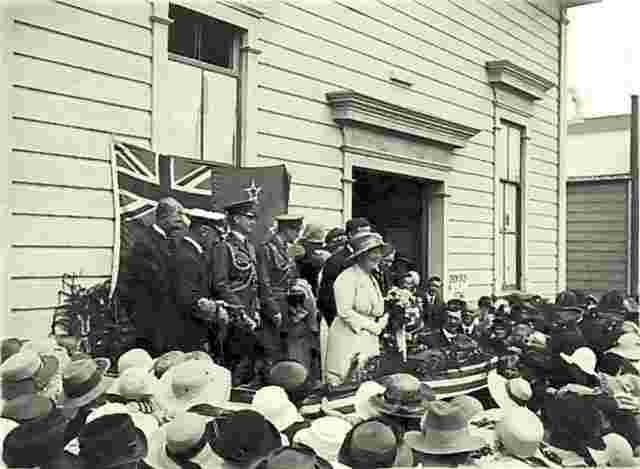 Levin. Outside Century Hall, 25 November 1921