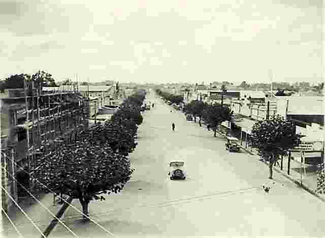 Levin. View looking down Queen Street