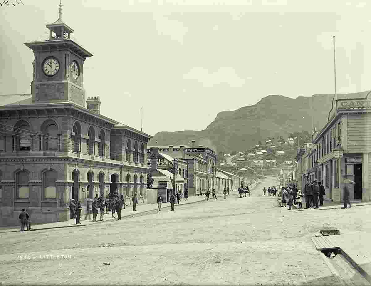 Lyttelton. Panorama of Street, Government Publishing Office