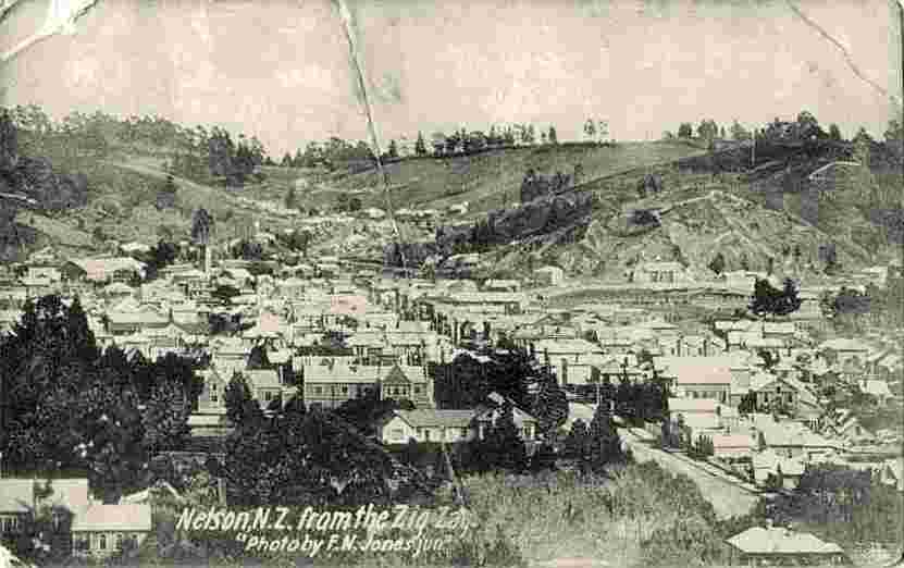 Nelson. Panorama of city from the Zig-Zag