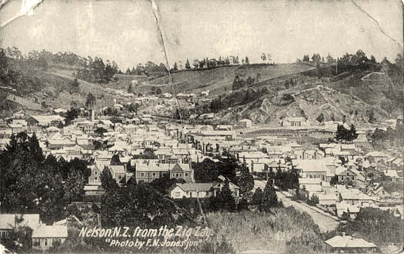 Nelson. Panorama of city from the Zig-Zag