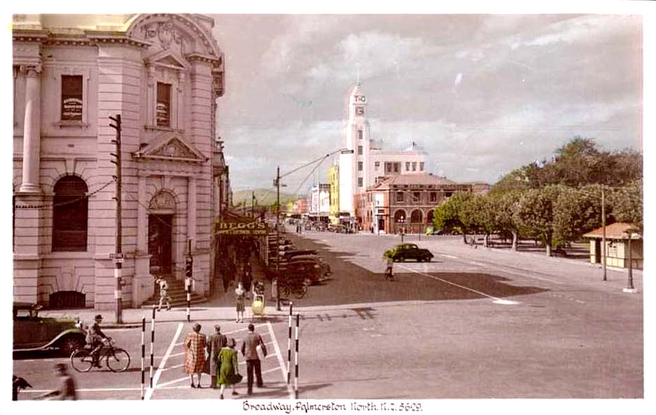 Palmerston North. Broadway