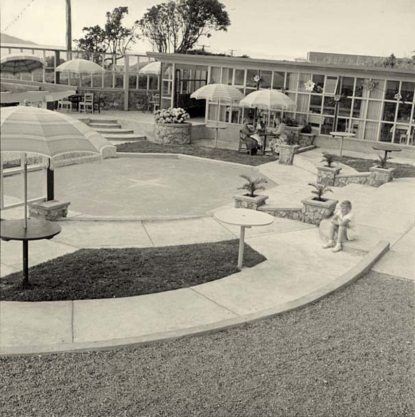 Paraparaumu. Restaurant, 30 Dec 1957