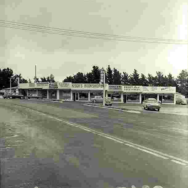 Paraparaumu. Shopping area, Main Road, 1959