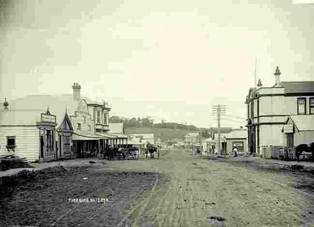 Pukekohe. King Street, circa 1910