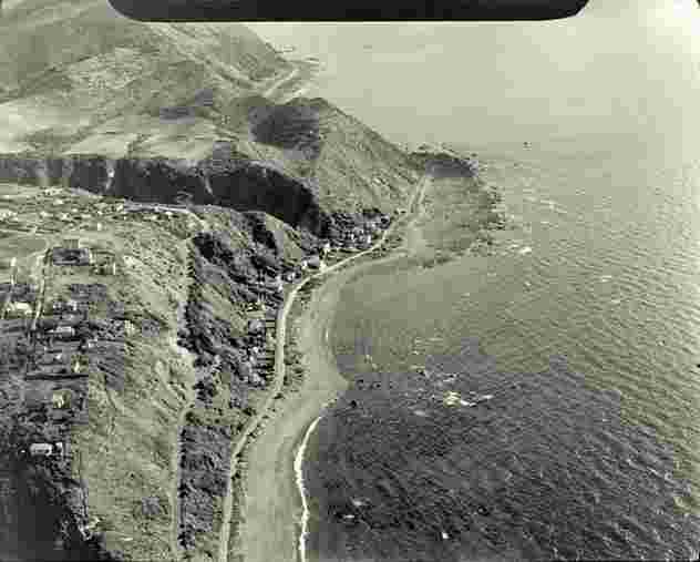 Pukerua Bay. Showing Ocean Parade Road, 1947