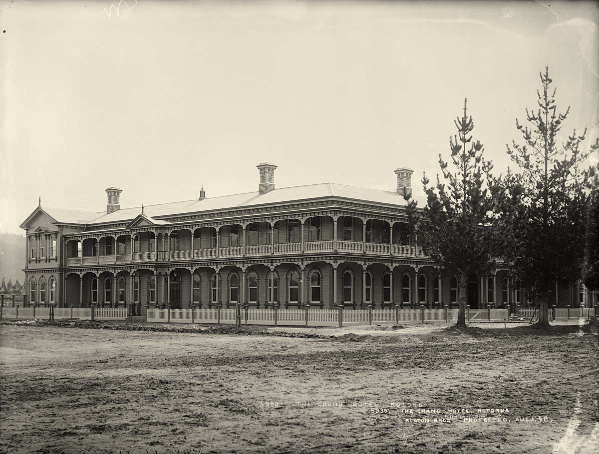 Rotorua. The Grand Hotel, circa 1890's