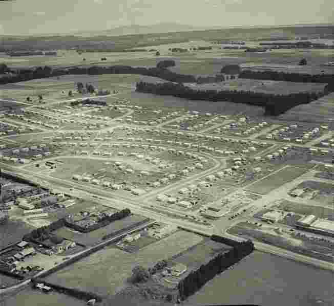 Aerial view of Tokoroa, January 1953