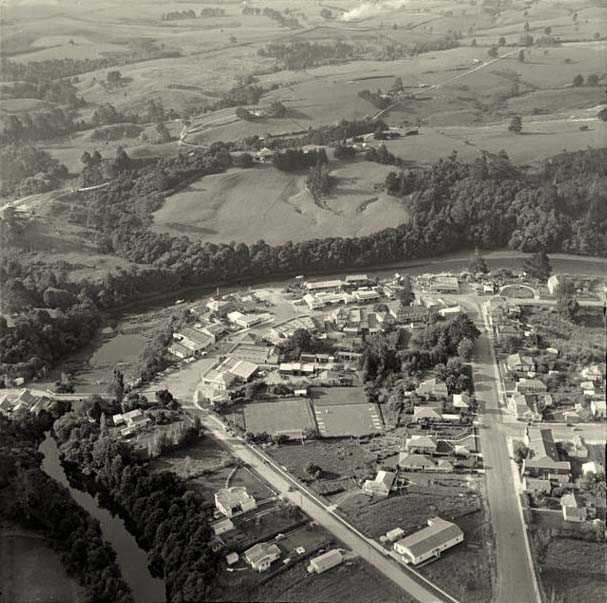 Warkworth. Panorama of the City, 13 Apr 1955
