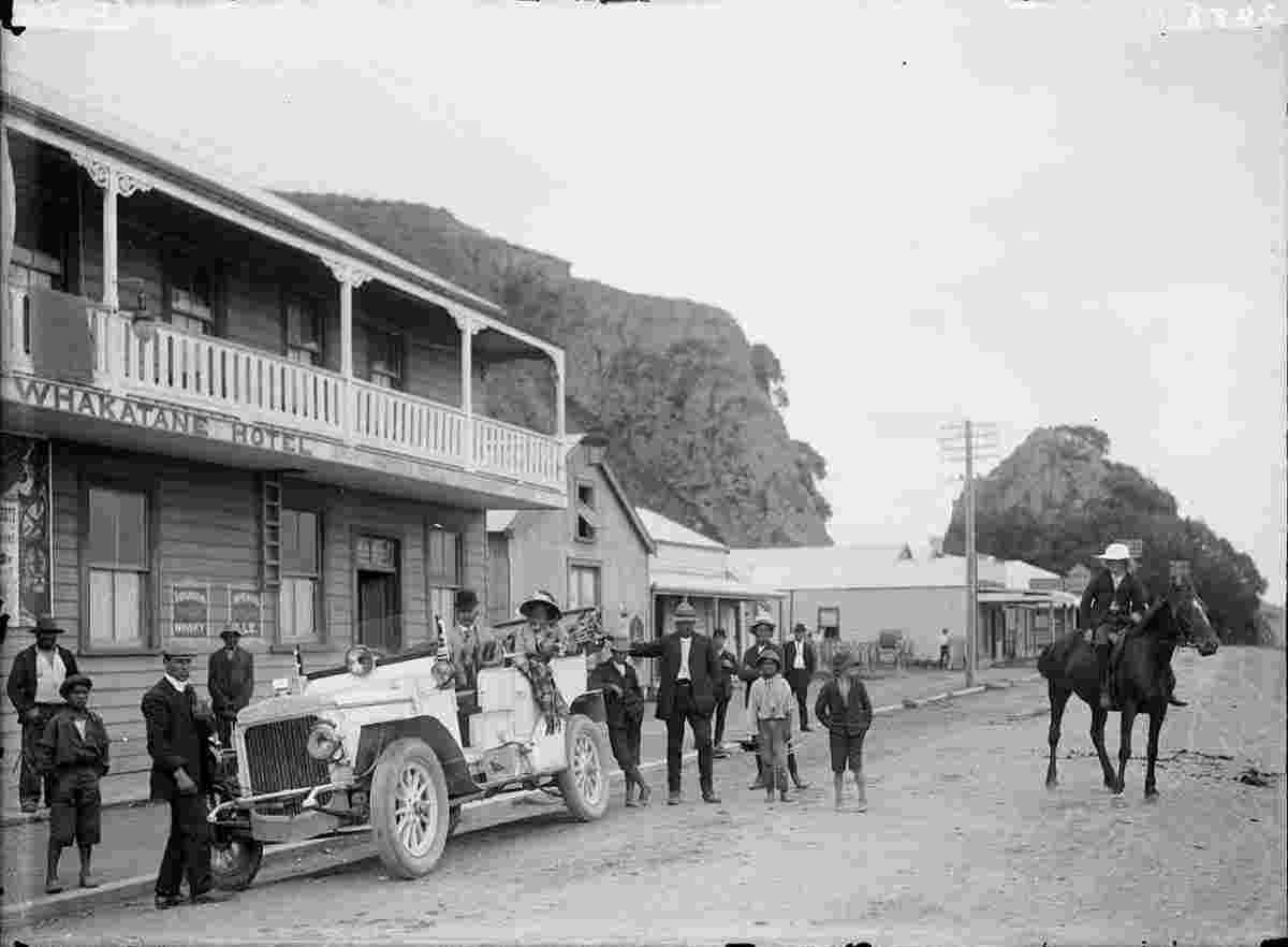 Whakatane Hotel, 1910s