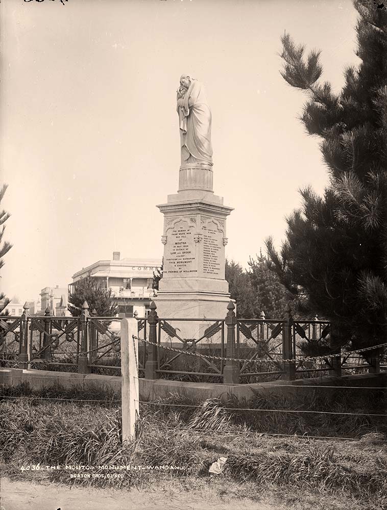 Whanganui. Moutoa Monument